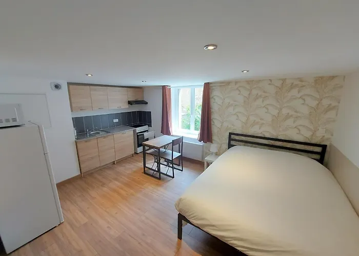 ° 1 - Centre ° * 吕内维尔